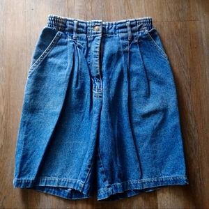 Studio Wear Denim Shorts with Pleats and Elastic Waist Band in Back  ** EUC **